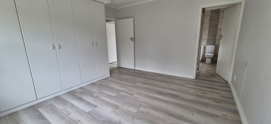 To Let 3 Bedroom Property for Rent in Waves Edge Western Cape